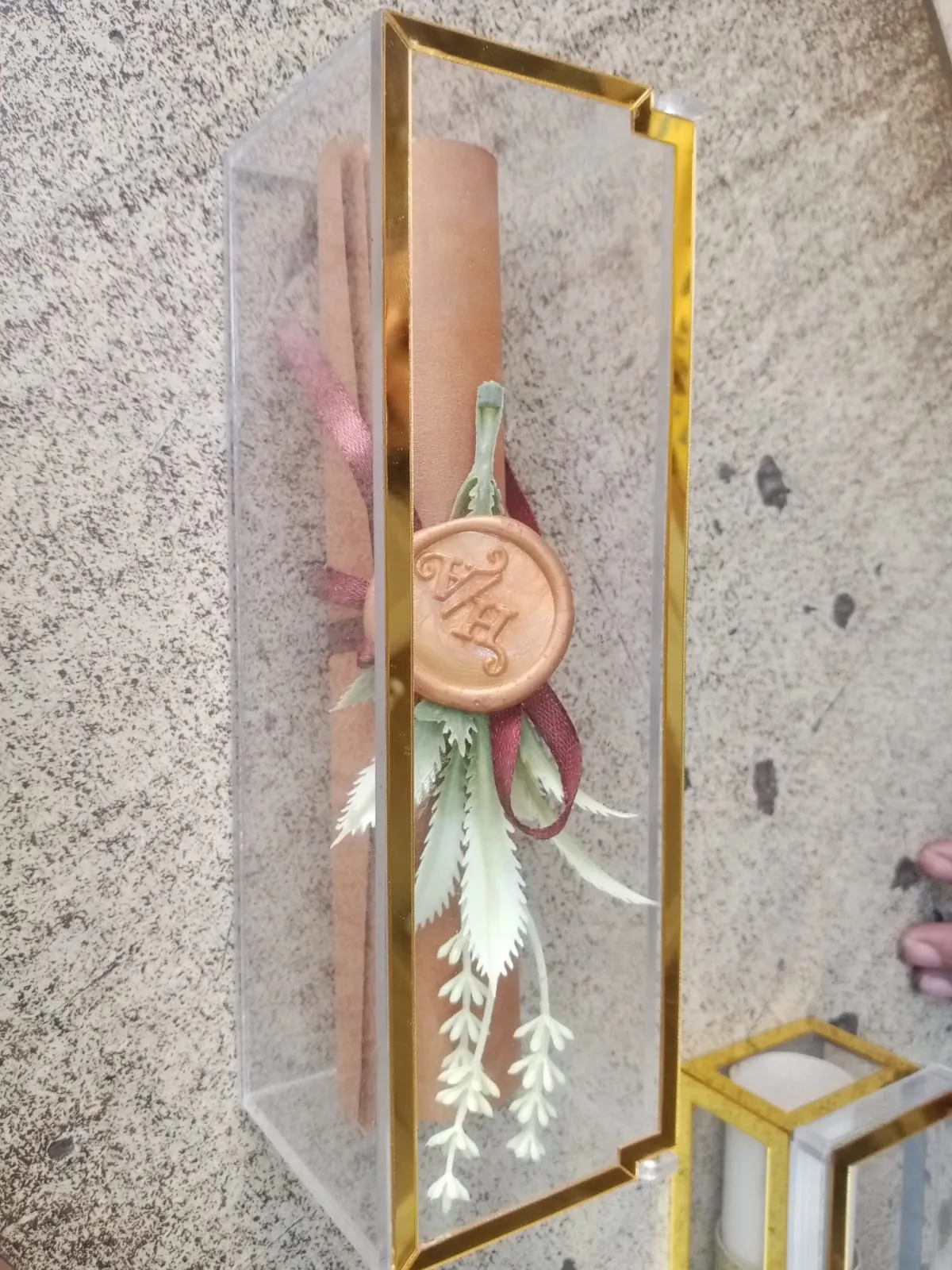 Walima invitation Pakistan - elegant scroll with floral motifs and glass display box