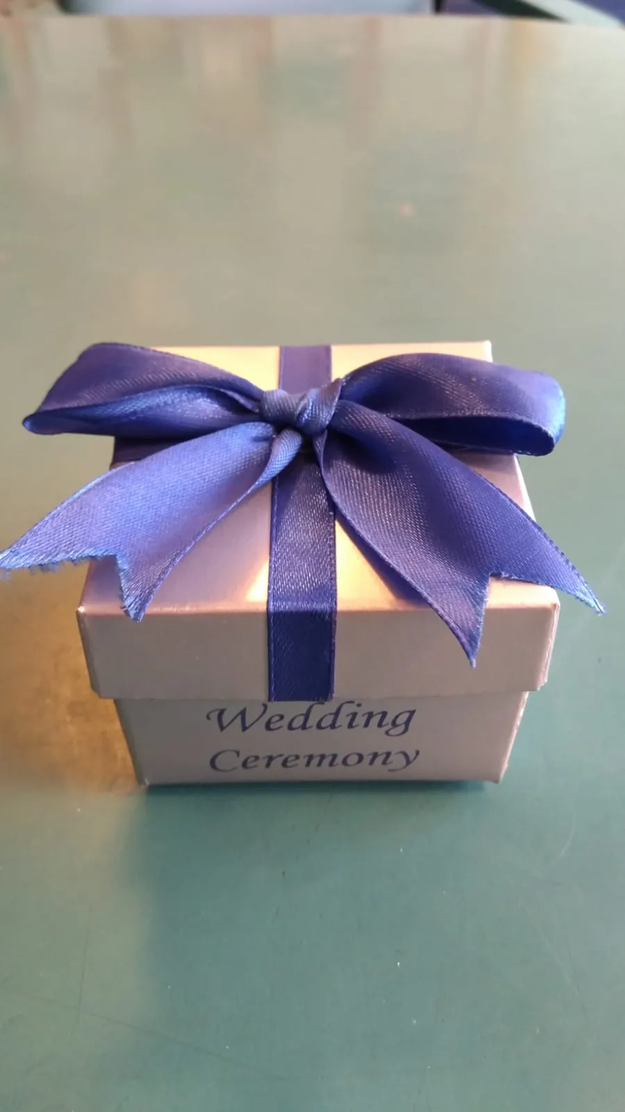 Bid Box Online - economical favor boxes with gold foil typography
